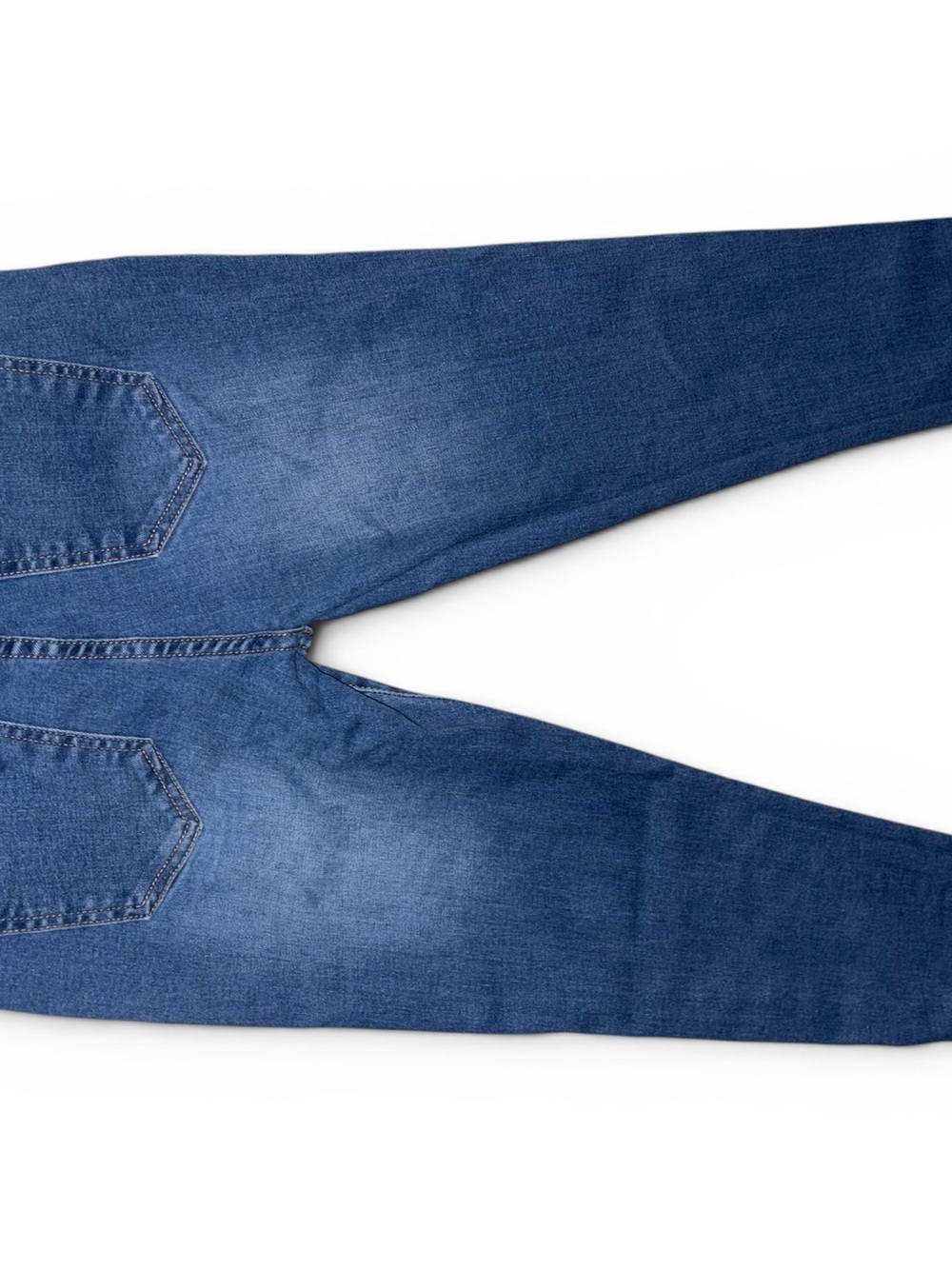 Slim Fit Women's Jeans in Medium Blue Wash - Picture 4 of 5